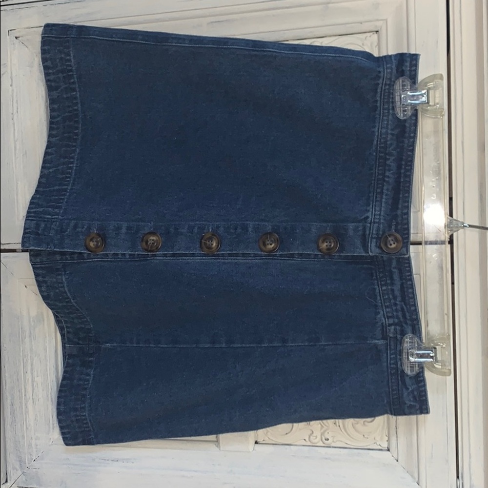 boutique button skirt
